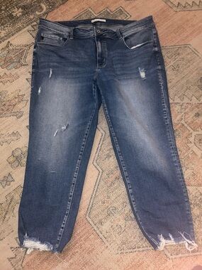KanCan Distressed Dark Blue Cropped Jeans with Frayed Hem
